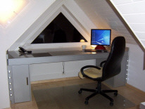 Schreibtisch, mit integrierten LED`s